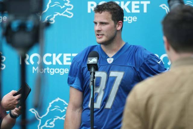 In a surprising turn of events: Sam LaPorta, the promising tight end for the Detroit Lions, has announced that he will not be signing a contract extension with the team for the upcoming season.see why