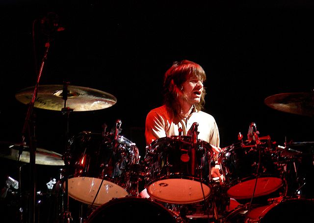 Peace be with you: Tears flows as Beatles legendary star Ringo Starr,son Zak Richard Starkey has passed away due to serious….read more