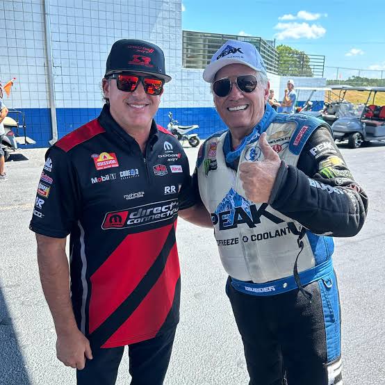 Breaking News: Tony Stewart Agrees to $809 Million Sale of Eldora Speedway to John Force…. visit comment for more details 