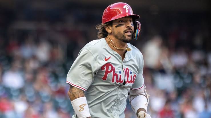 JUST IN: Phillies in Huge Clash with Rivals Leading to Superstar Suspension of a super star few minutes ago….see why 