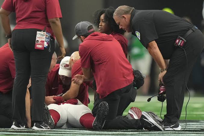 Sad News: Just In Arkansas Razorbacks Cut With Another Major Setback As A Talented And Well Experienced Player Suffers Career Ending Injury.