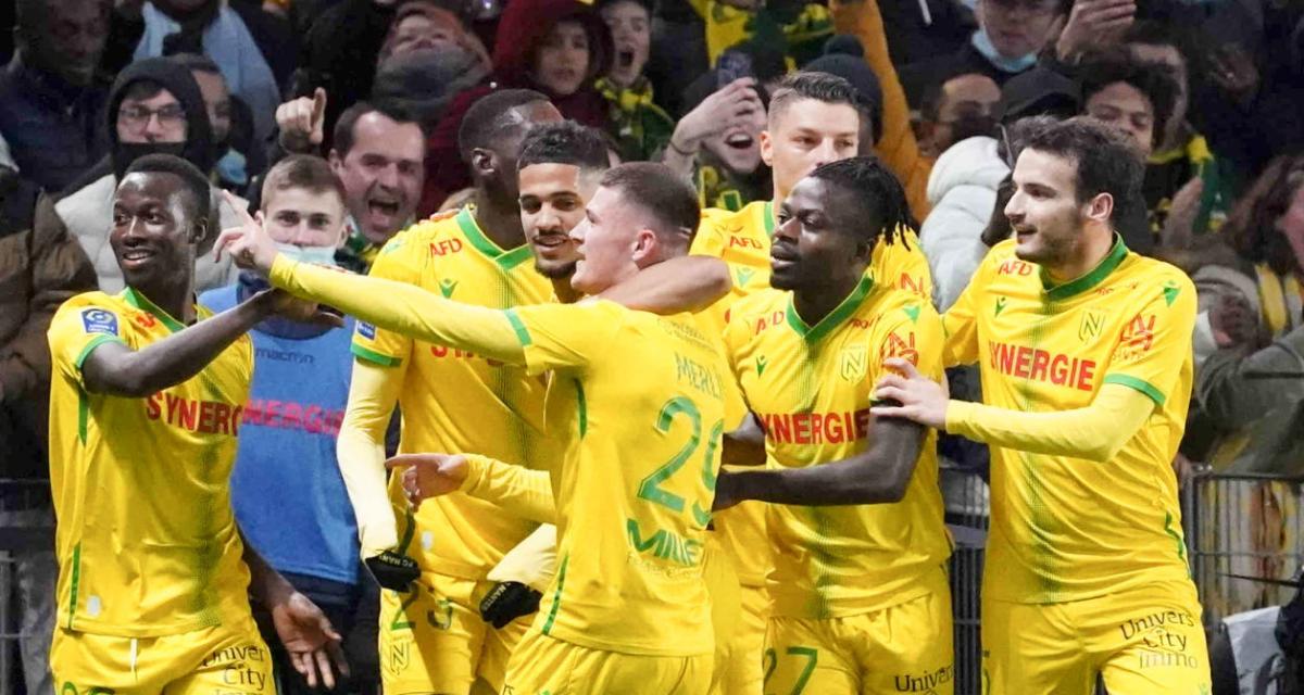 L’entraîneur du FC Nantes brise le silence avec une phrase de 5 mots après son licenciement…