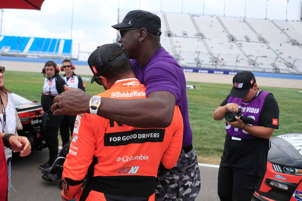 Bubba Wallace and His ‘Little Champ’: Heartwarming Family Moments Off the Track……