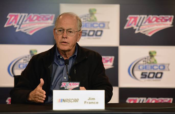 Breaking news: Jim France CEO of NASCAR has Announced A free gaming match for A Merry Christmas to All NASCAR fans..