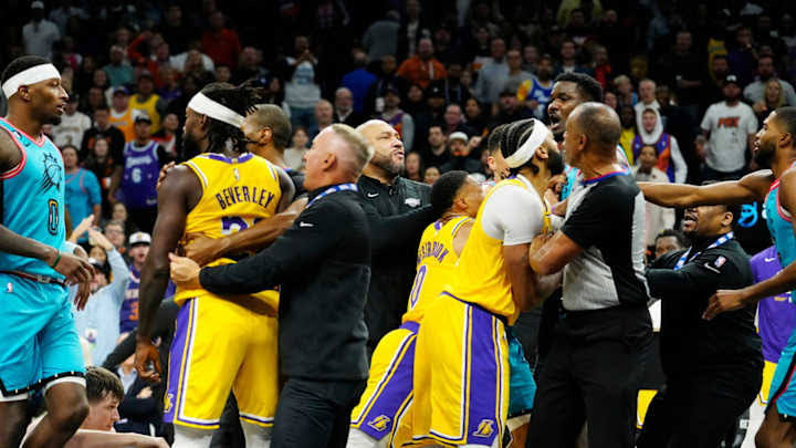 Lakers in Shock: Star Player Suspended After Heated Game Incident – Full Details Below