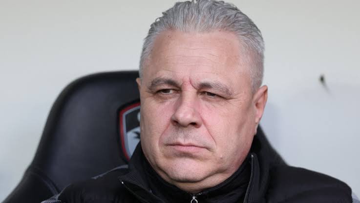 “Vești Triste: Antrenorul FC Rapid București, Marius Șumudică, își anunță demisia în urmă cu câteva minute din cauza…”